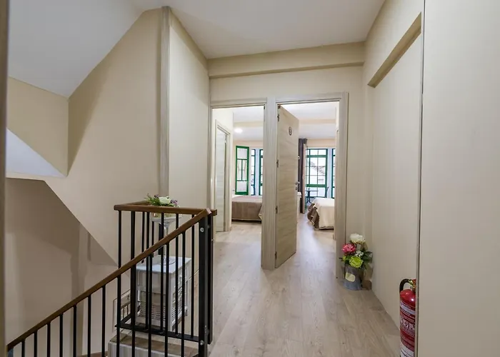 Luis בית הארחה 3*