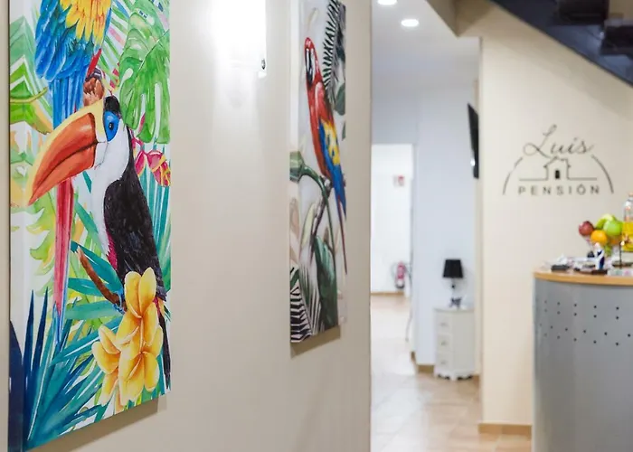 Luis בית הארחה